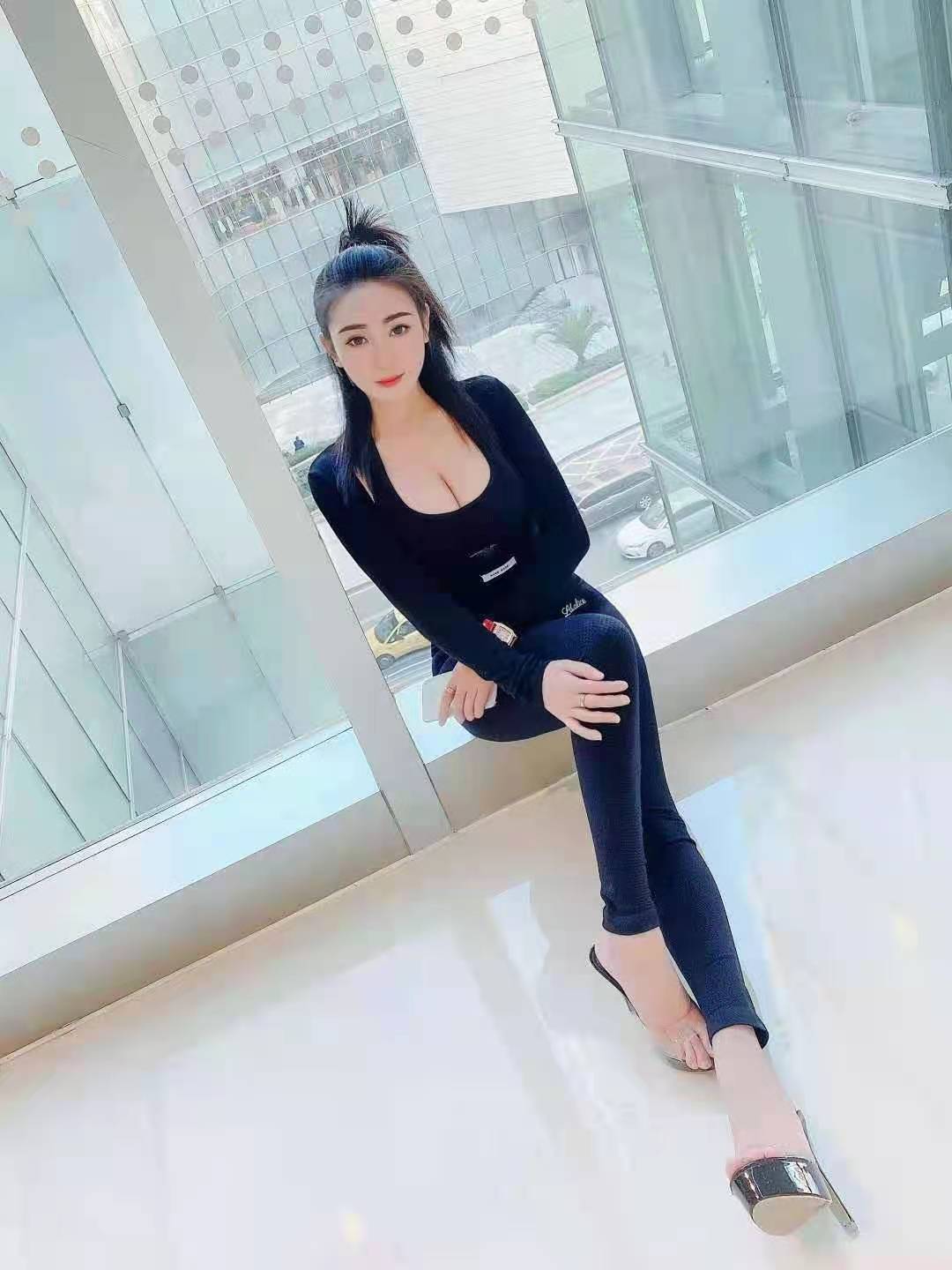 常熟印象城小魔女